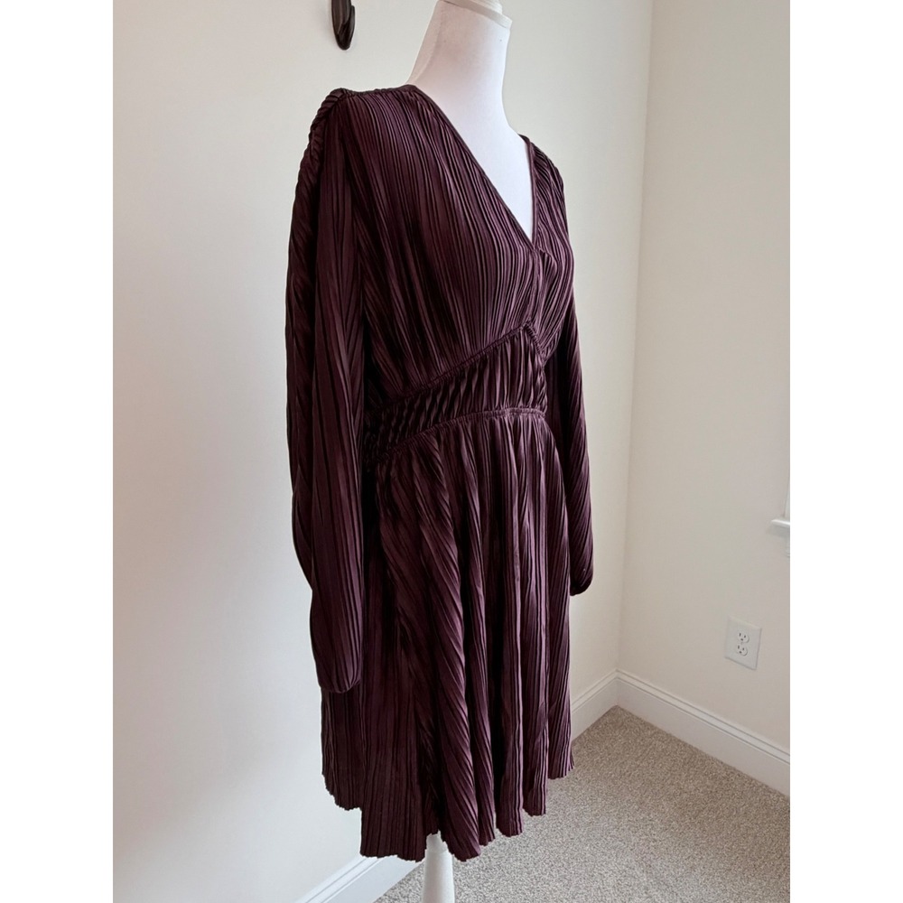 Women's Plum Pleated V Neck Mini Dress Dark Romantic Boho Ethereal - Picture 7 of 12